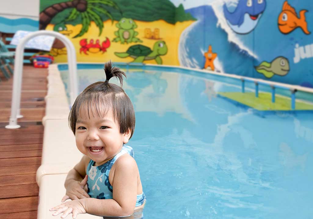 Tadpole swimming lesson